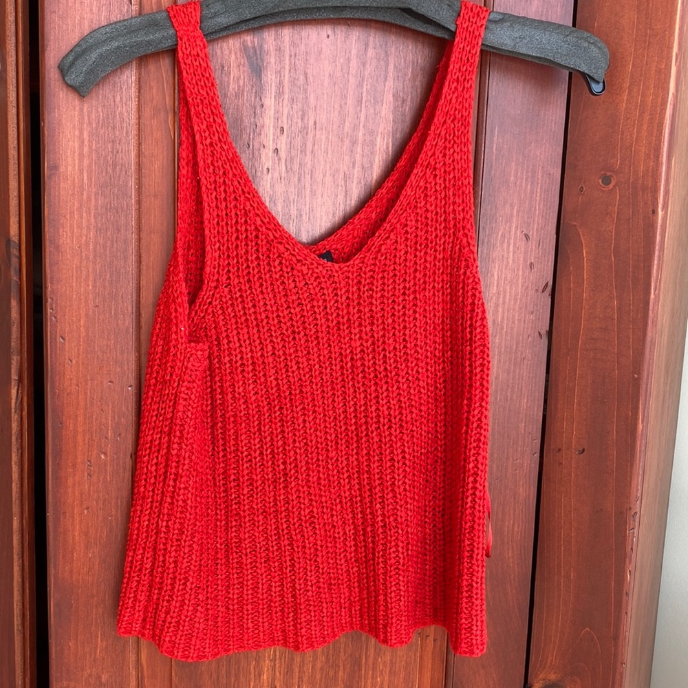 XL moon and Madison sweater tank, good condition